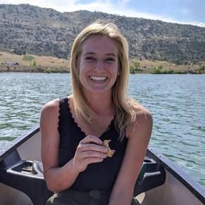 Meet your Posher, Emily